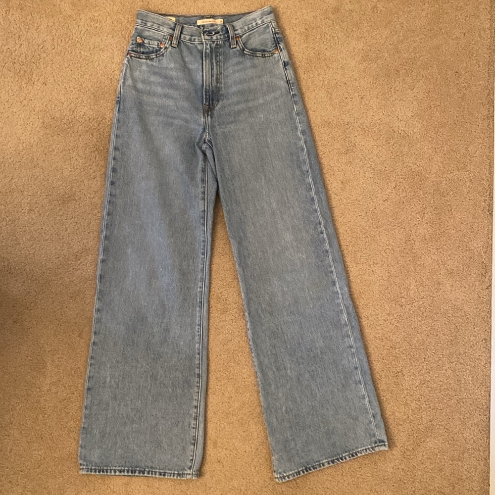 Levi’s Ribcage Wide Leg